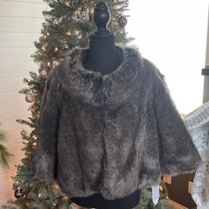 Eliza J Faux Fur Cropped Jacket / Size XL *NWT*